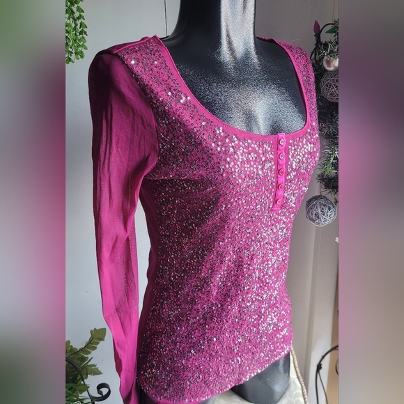 Tristan Fushia Sequin Sheer Long Sleeve Scoop Neck Top L - Picture 3 of 7
